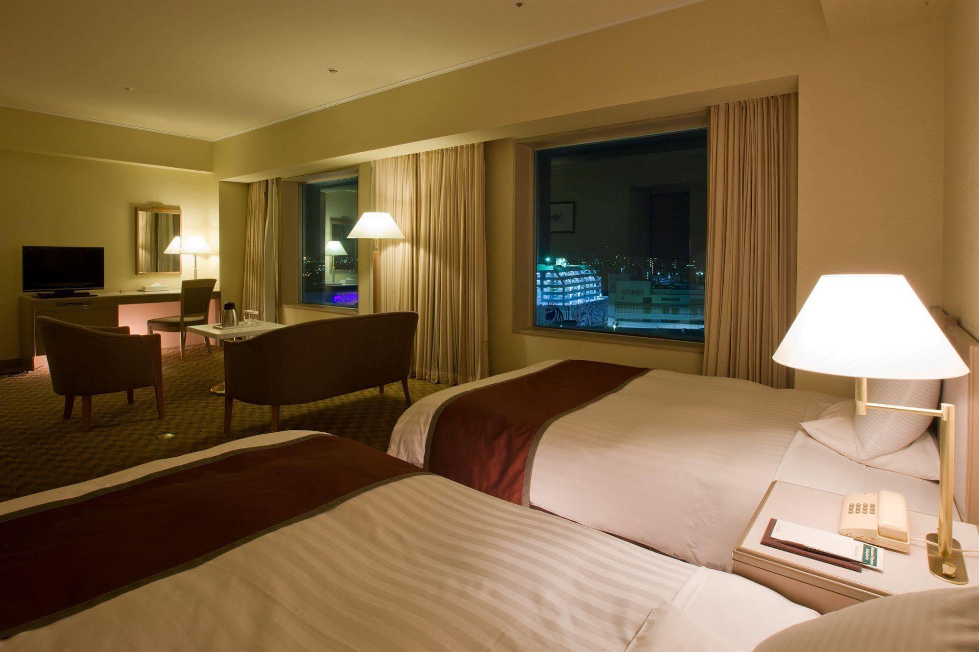 Miyako Hotel Йокаичи Екстериор снимка
